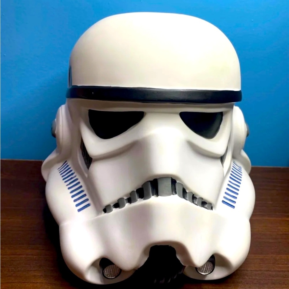 Star Wars Stormtrooper Helmet Piggy Bank Disney Parks 2009 Collectible Item